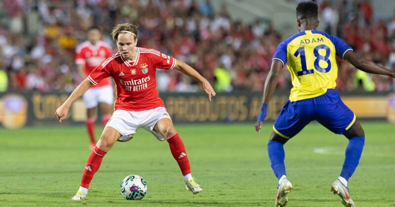 Benfica venceu Al Nassr