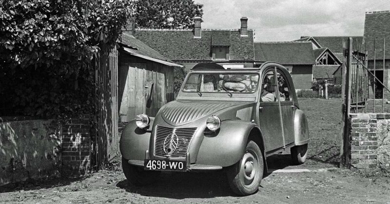 2 CV celebra 75 anos