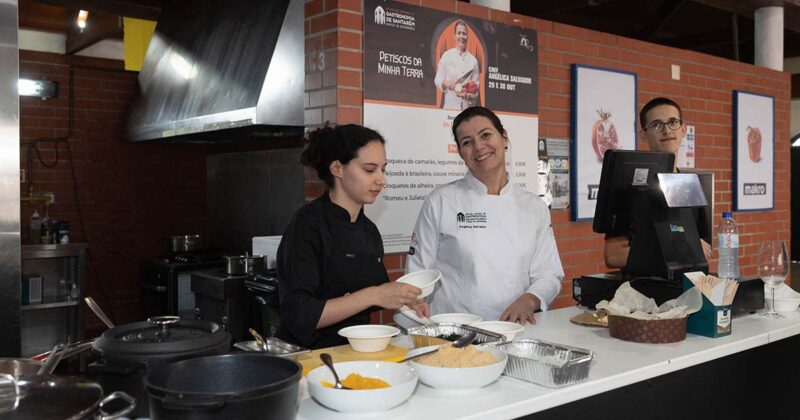 Chef Ang&eacute;lica Salvador