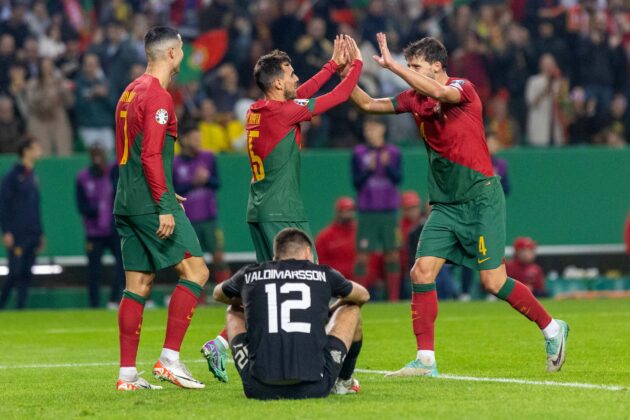Portugal vence Isl&acirc;ndia