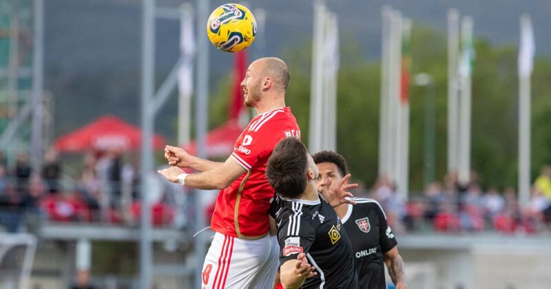 Benfica vence Casa Pia