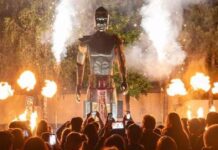 ‘Aquiles’ a marioneta com mais de 5 metros de altura vem de Espanha até Santarém com a companhia La Fam Teatre La Fam Teatre em Santarém