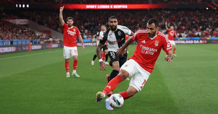 Benfica venceu Farense