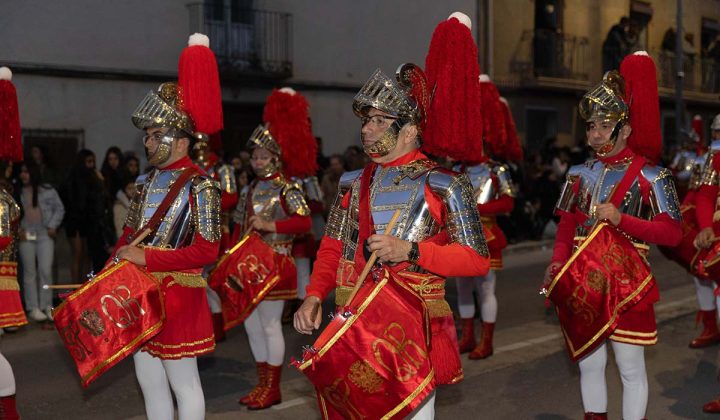 arm&atilde;os