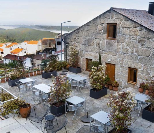 Casas da Lapa: A tradição da aldeia e o conforto de um hotel com charme Casas da Lapa