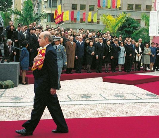 Rui Ochoa apresenta no Casino Estoril a exposição “Macau: Os Últimos Dias da Administração Portuguesa” Rui Ochoa