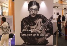 Exposição de Rui Veloso celebra 45 anos de carreira do Pai do Rock Exposição Rui Veloso