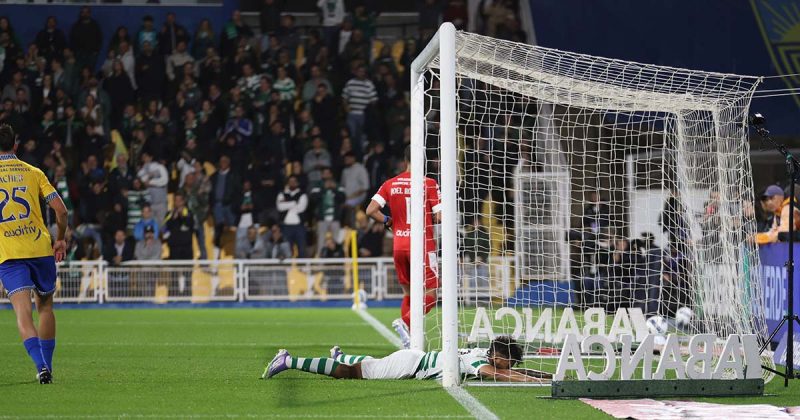 Sporting vence Estoril