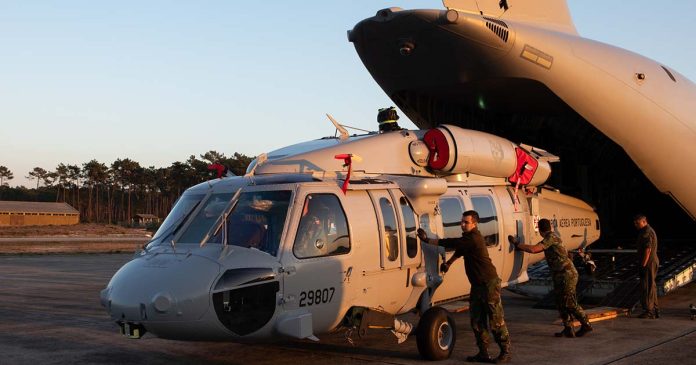 helicóptero Black Hawk