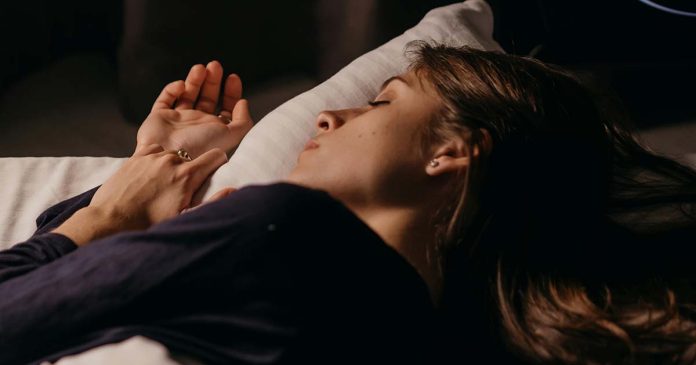 mudança da hora sono - pexels-polina-kovaleva-6541424 mudança da hora sono