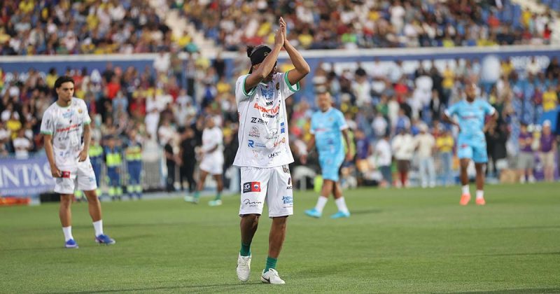 Jogo solid&aacute;rio Ronaldinho Ga&uacute;cho