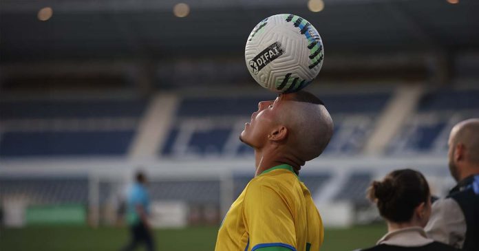 Jogo solidário Ronaldinho Gaúcho Jogo solidário Ronaldinho Gaúcho