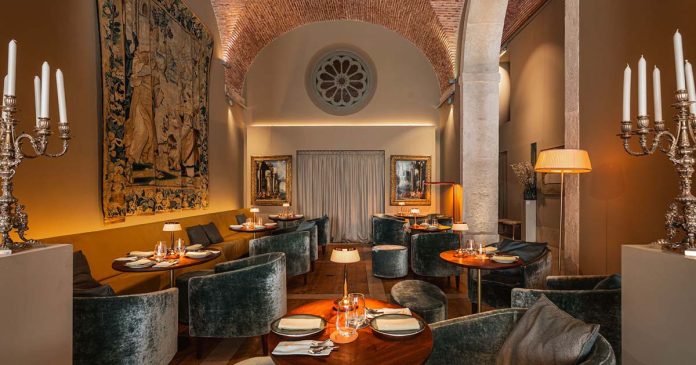 The Lisbon Club 55