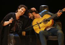 Daniel Casares apresenta “O Poder do Subtil” no Casino Estoril com a participação de Dulce Pontes Daniel Casares e Dulce Pontes durante a apresentação de "O Poder do Subtil" no Casino Estoril