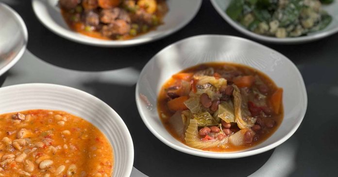 Férias sem cozinhar com refeições preparadas do conceito 