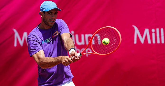 Nuno Borges durante um encontro no Millennium Estoril Open 2026, disputado no Clube de Ténis do Estoril