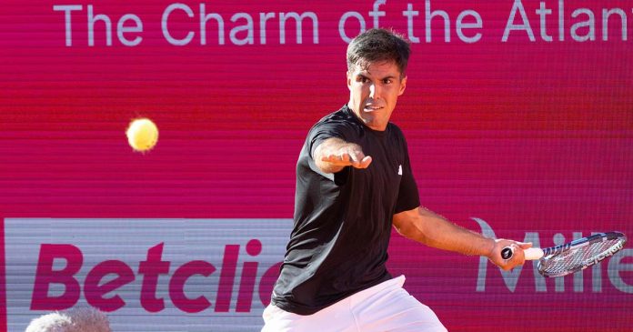 Tiago Torres durante o encontro frente a Alejandro Tabilo no Millennium Estoril Open 2026