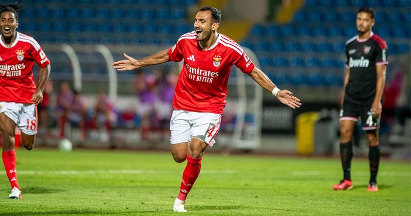 Casa Pia vs Benfica: Pavlidis celebra um dos golos do Benfica