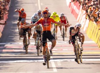 Xabier Isasa vence no Douro e Guérin resiste de Amarelo na 6.ª etapa da Volta a Portugal Xabier Isasa corta a meta e vence a 6.ª etapa da Volta a Portugal