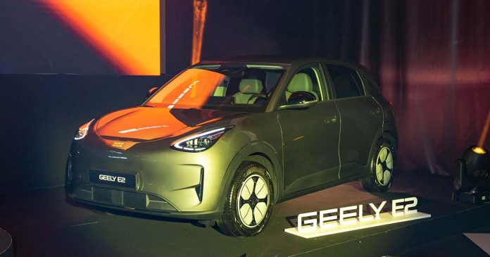 Geely E2 estreia-se em Portugal Geely E2 apresentado em Portugal durante o lançamento oficial da marca no mercado nacional